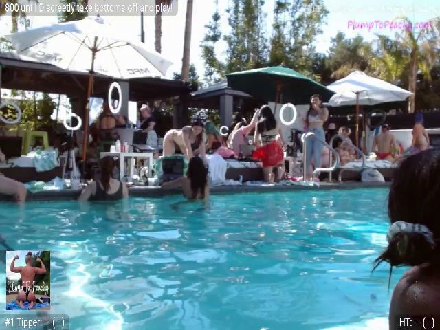 Live sex webcam photo for PlumpToPeachy #273531680