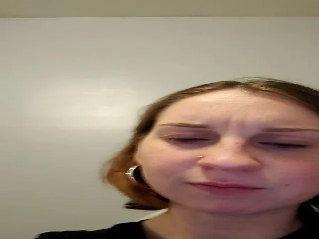 Live sex webcam photo for Poisonberryyy #273088885