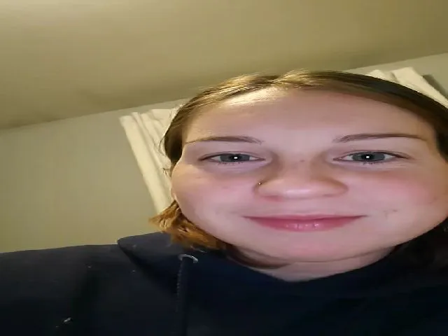 Live sex webcam photo for Poisonberryyy #273145529