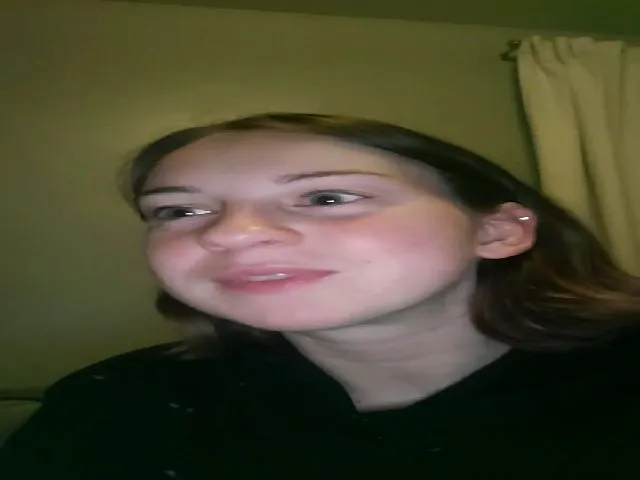 Live sex webcam photo for Poisonberryyy #273305369