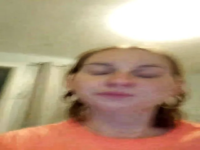 Live sex webcam photo for Poisonberryyy #273321927