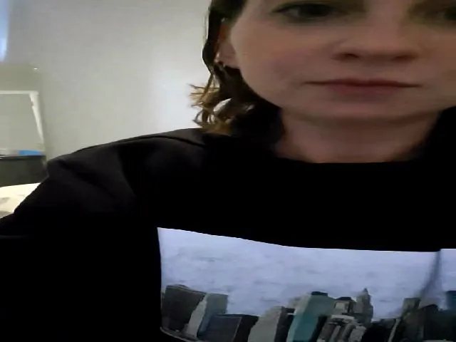 Live sex webcam photo for Poisonberryyy #273430943