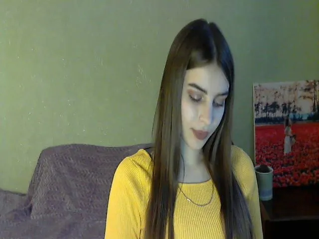 Live sex webcam photo for PollyStart #271994343