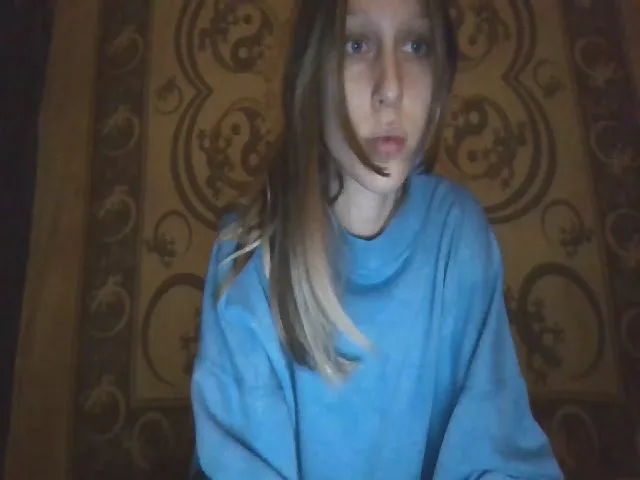 Live sex webcam photo for Poppyes #271904648