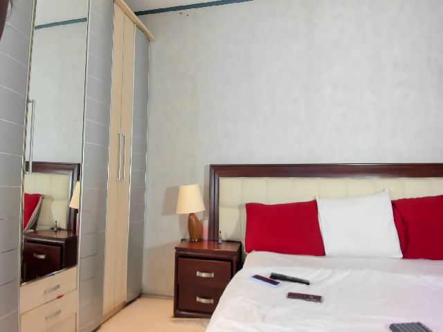 Live sex webcam photo for PrettyCollins #272986586