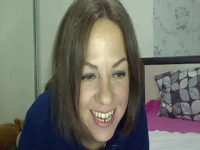 Live sex webcam photo for PrettyPopka #273181752