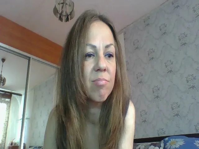 Live sex webcam photo for PrettyPopka #273233256