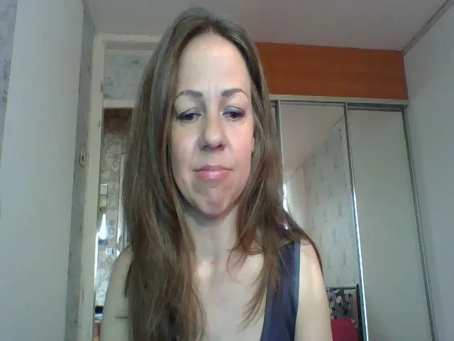 Live sex webcam photo for PrettyPopka #273233398