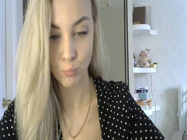 Live sex webcam photo for Pretty_Woma #273090783