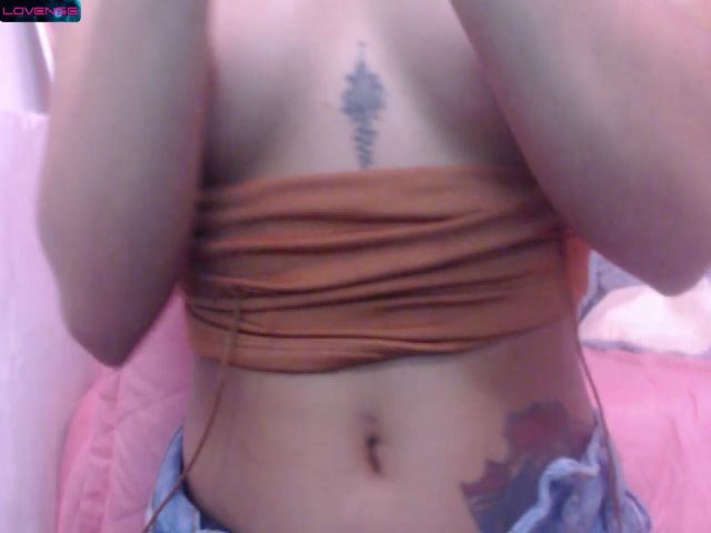 Live sex webcam photo for Pretty_fer_ #272903414