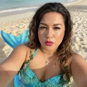 Live sex webcam photo for Prettyhoney19