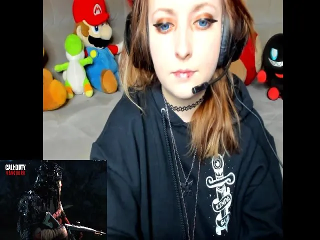 Live sex webcam photo for PrincessBluu #272101310