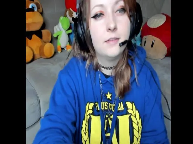 Live sex webcam photo for PrincessBluu #272271100