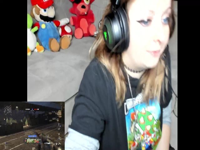 Live sex webcam photo for PrincessBluu #272773520