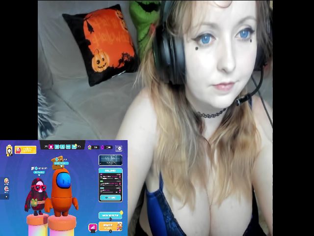 Live sex webcam photo for PrincessBluu #274680541