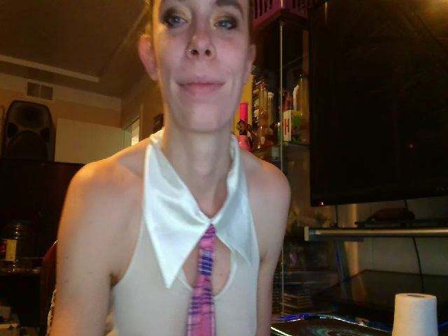 Live sex webcam photo for PrincessV7 #271858432