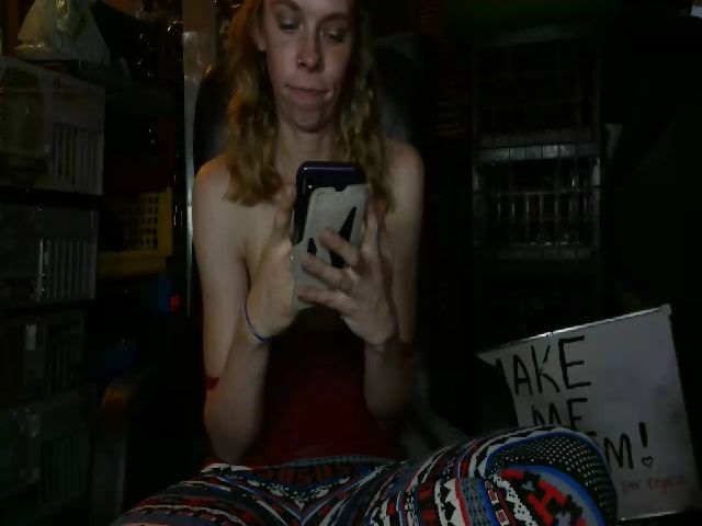 Live sex webcam photo for PrincessV7 #273497650