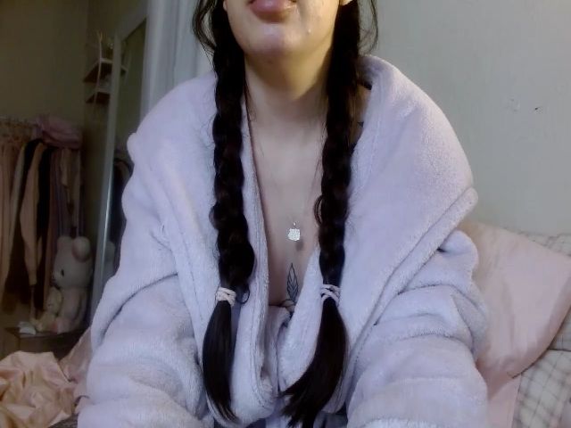 Live sex webcam photo for PrincesssMimi #273322371