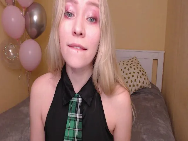 Live sex webcam photo for Pristine_Edge #273102407