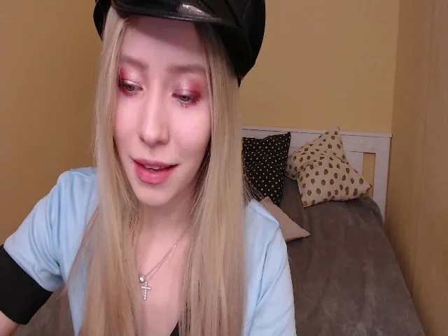 Live sex webcam photo for Pristine_Edge #273182298