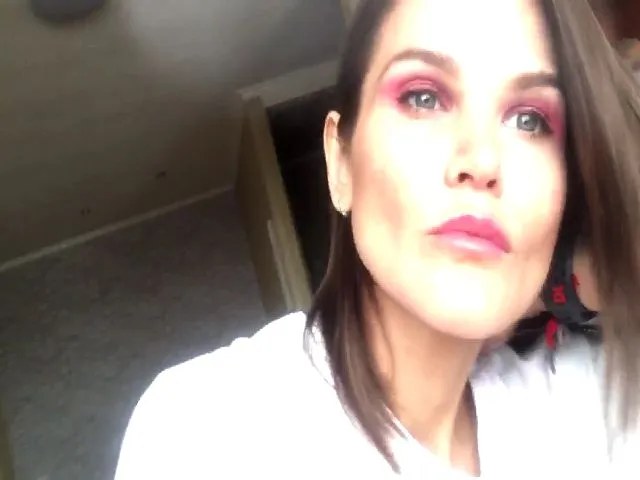 Live sex webcam photo for ProdigyGirl #272131335