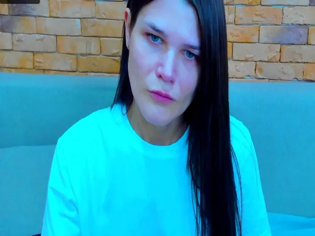 Live sex webcam photo for ProdigyGirl #272551089