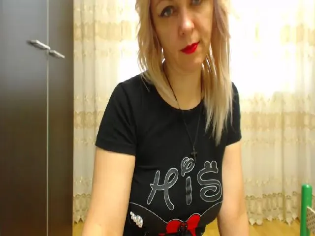 Live sex webcam photo for Pryncess4you #272225105