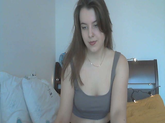 Live sex webcam photo for Pumpkinhott #271733112