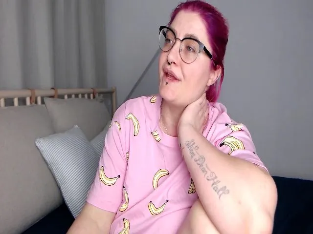 Live sex webcam photo for Puptikini #273110782