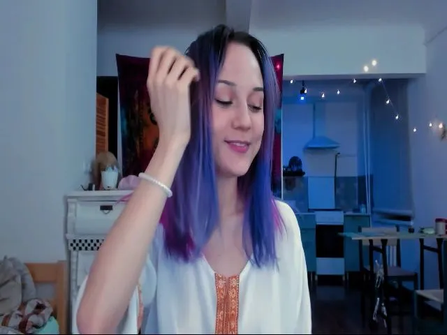 Live sex webcam photo for PurpleJuno #271985016