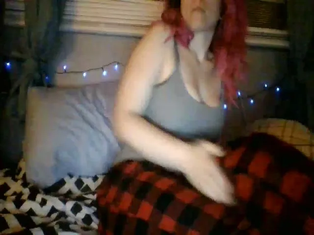 Live sex webcam photo for Pussy_fever #274884462