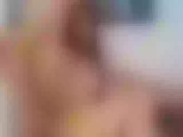 Live sex webcam photo for Pussyhotltin #271829559