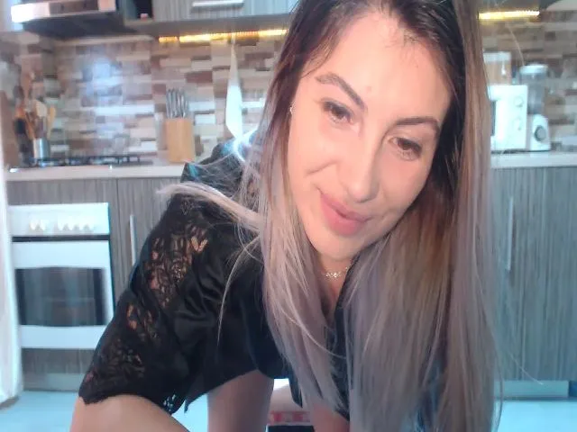 Live sex webcam photo for Pussykat0 #272827672