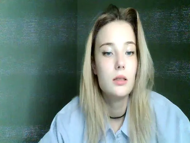 Live sex webcam photo for Pvt_quin #274021672