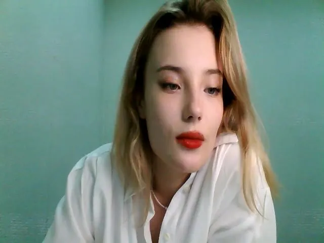 Live sex webcam photo for Pvt_quin #274055404