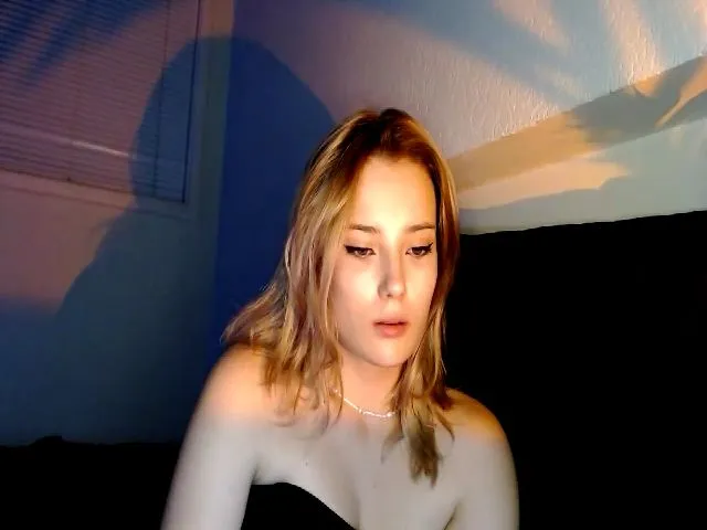 Live sex webcam photo for Pvt_quin #274292380