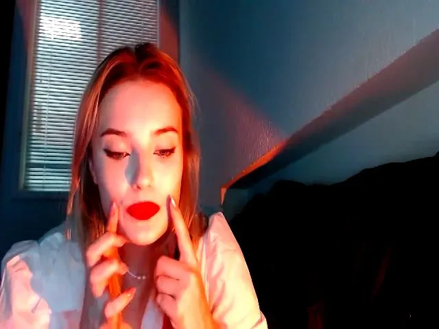 Live sex webcam photo for Pvt_quin #274310199