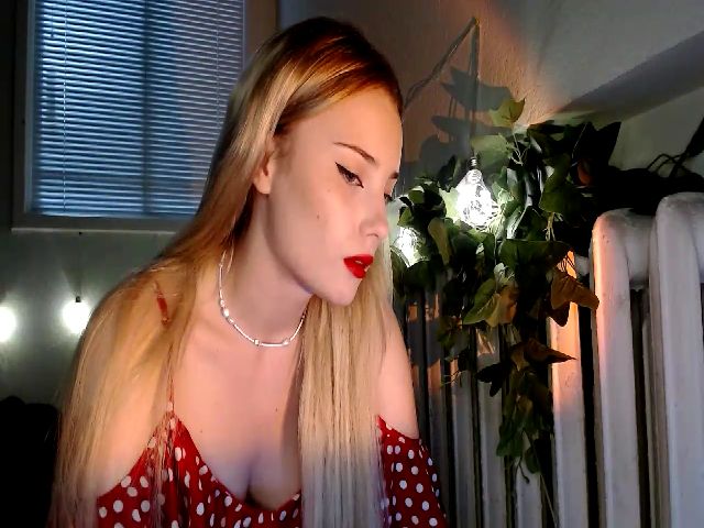 Live sex webcam photo for Pvt_quin #274450494