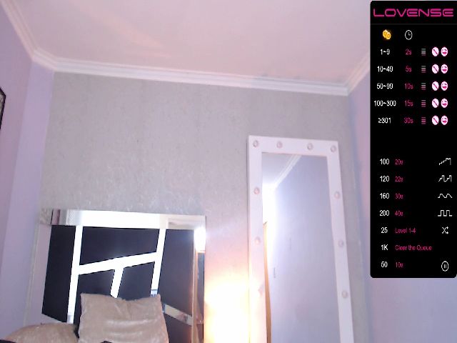 Live sex webcam photo for Pythonissa97 #272285203