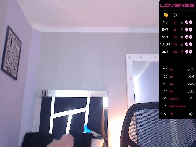 Live sex webcam photo for Pythonissa97 #272309762