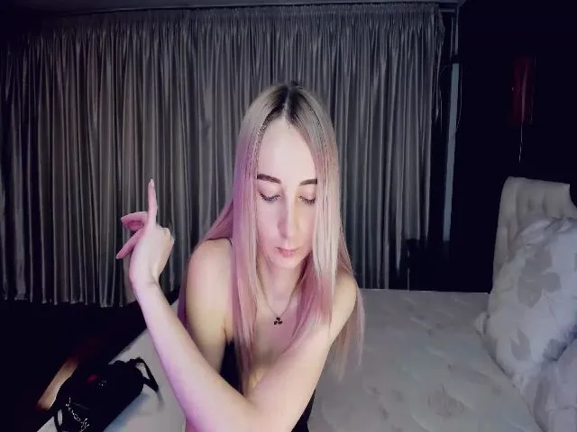 Live sex webcam photo for Qsensx #272161648