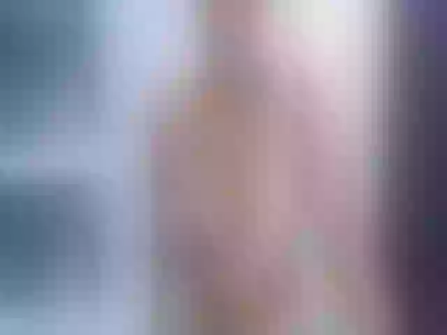 Live sex webcam photo for QueenSquirt19 #272063840