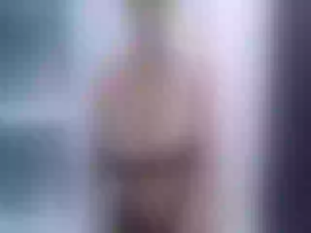 Live sex webcam photo for QueenSquirt19 #272659584