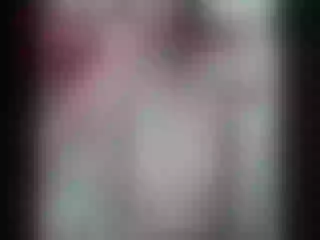 Live sex webcam photo for Queenwine #272785739