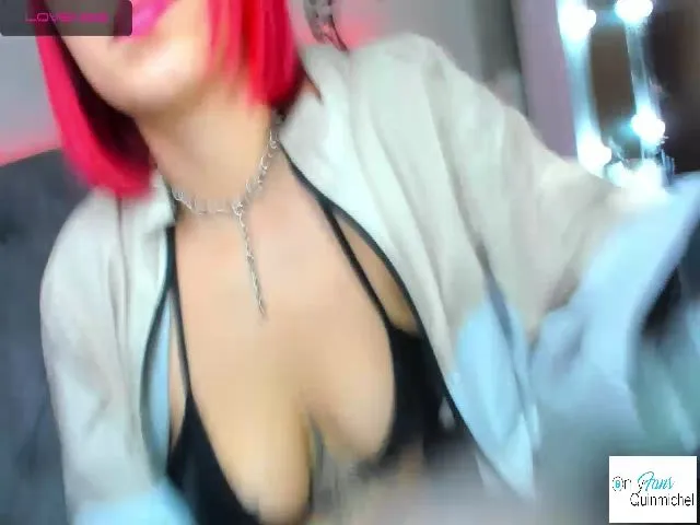 Live sex webcam photo for Quimmichell #272089846