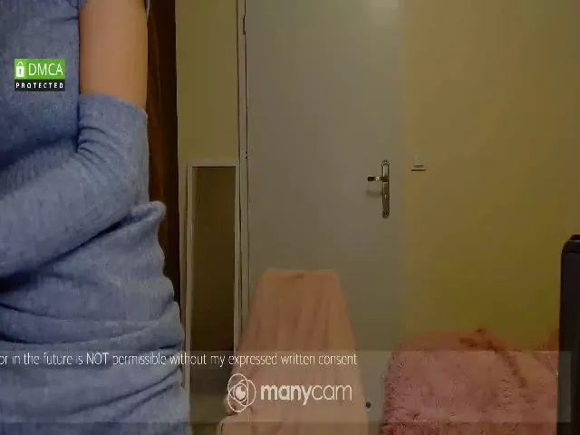 Live sex webcam photo for QuintessaQ #272220706