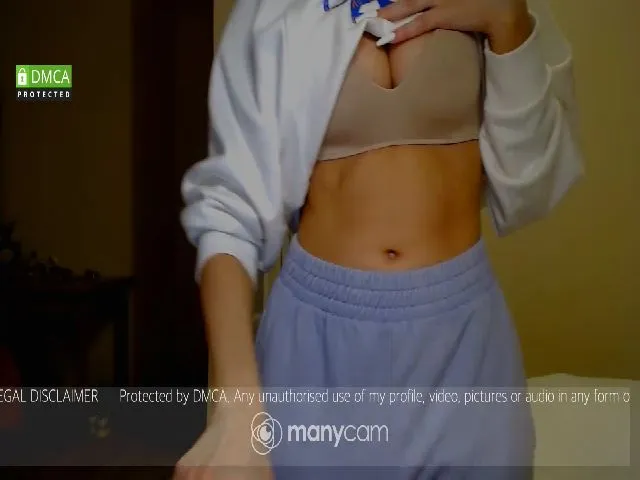 Live sex webcam photo for QuintessaQ #272900117