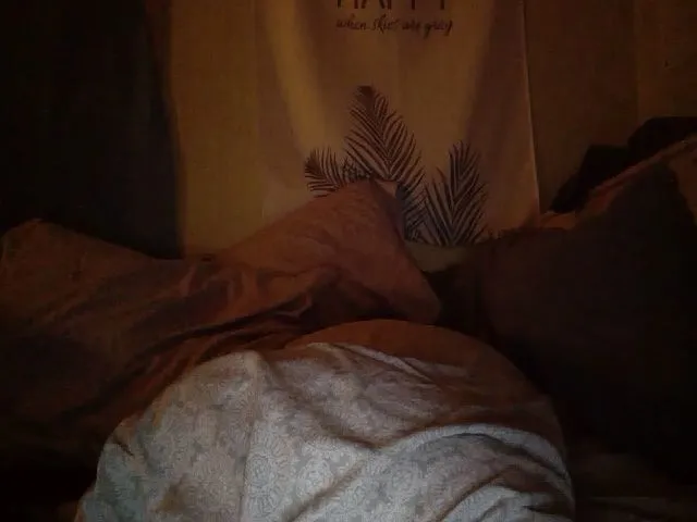 Live sex webcam photo for Quixotic_One #273024108