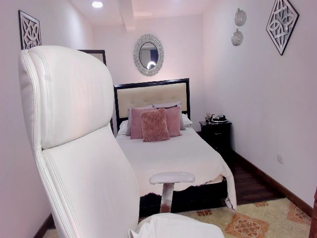 Live sex webcam photo for RachelAdams_6 #272465589