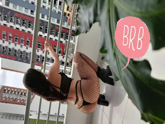 Live sex webcam photo for RachellHaze #272355071